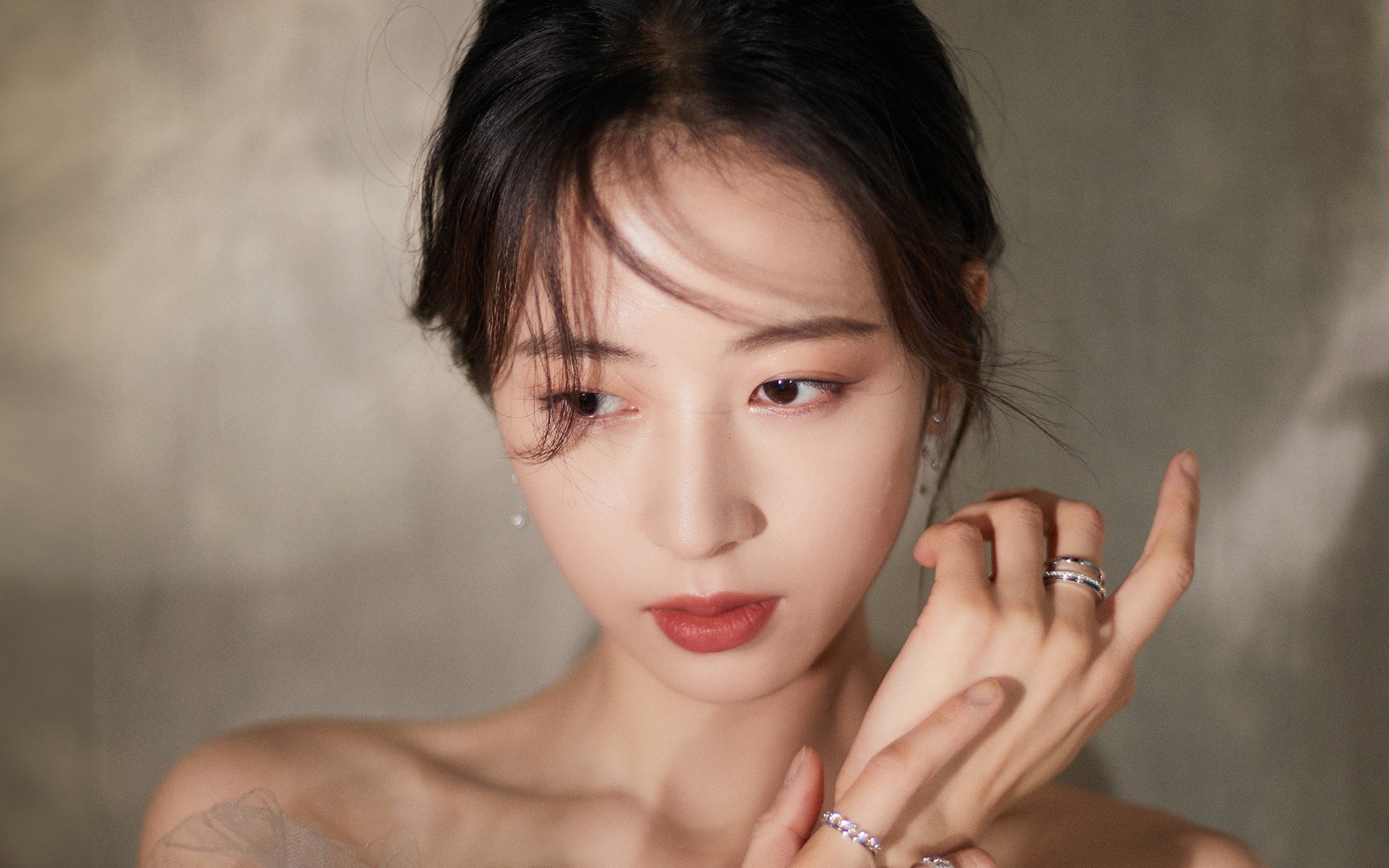 开云·体育官方网站入口-苏炳添刷新赛会纪录田径百米赛，苏炳添跑进百米决赛