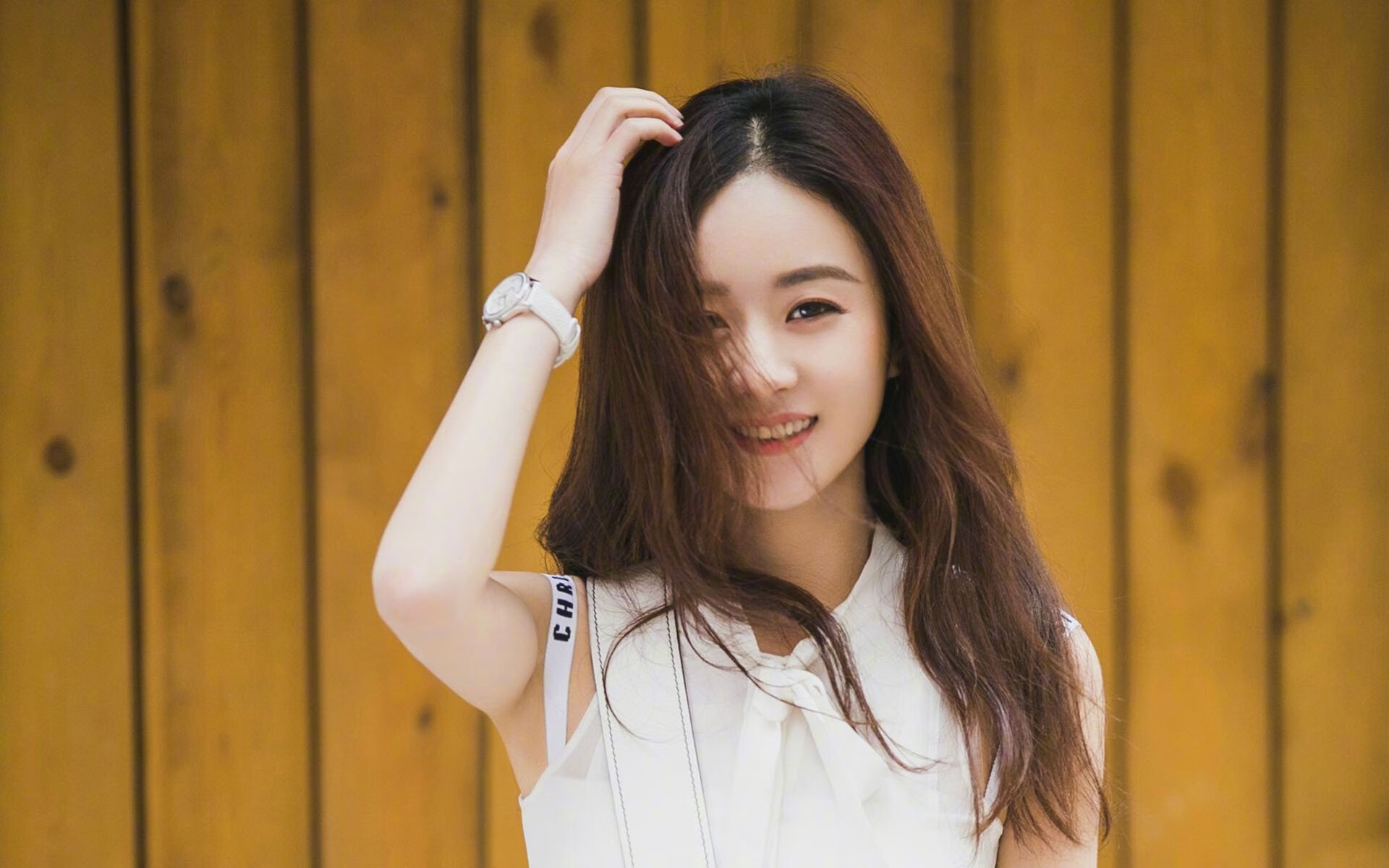 英超最后冲刺:精彩瞬间点燃球迷!,英超最后一名能拿多少转播钱