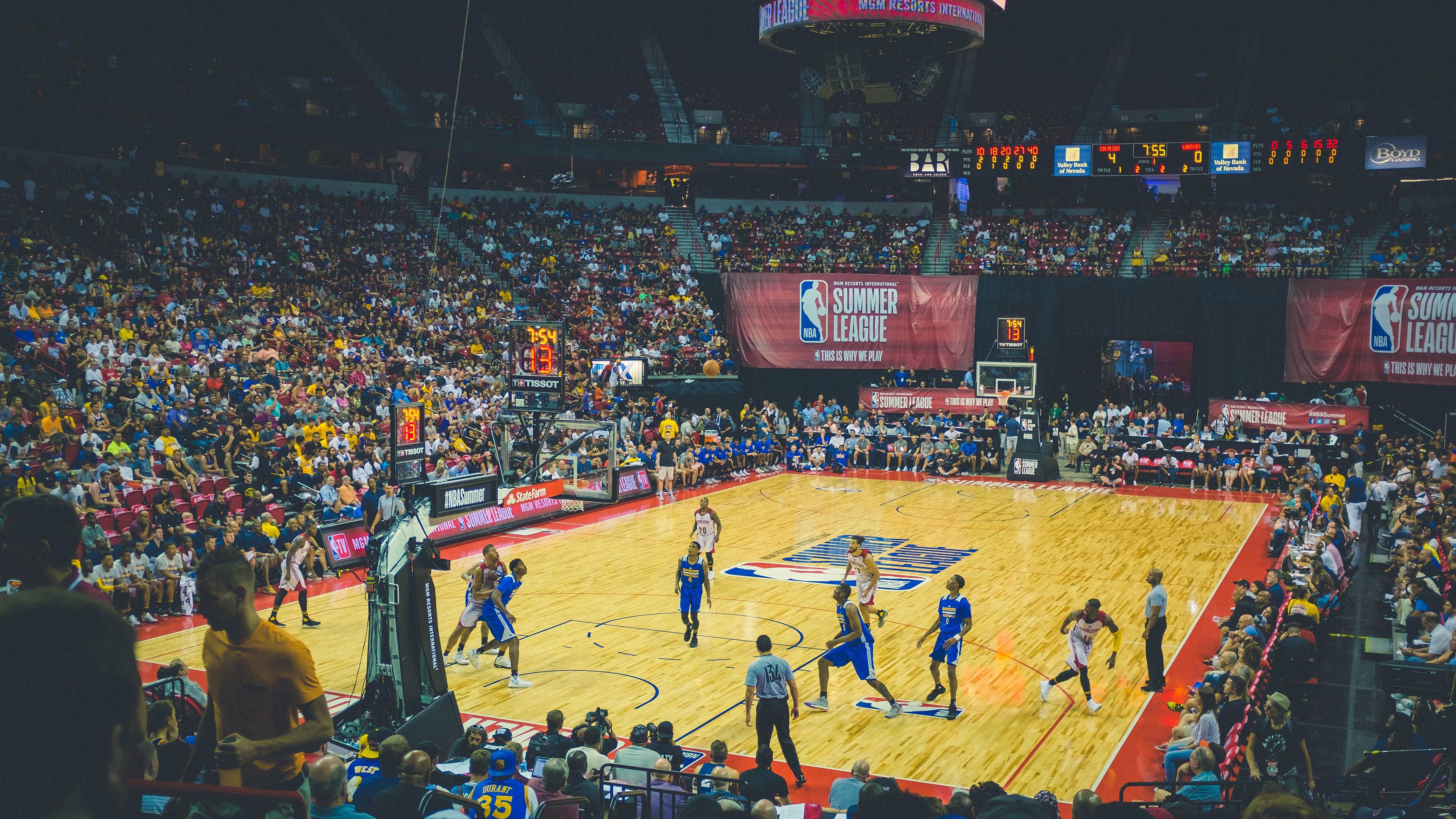 青少年篮球训练营全国推广,点燃全民热情,青少年篮球训练馆